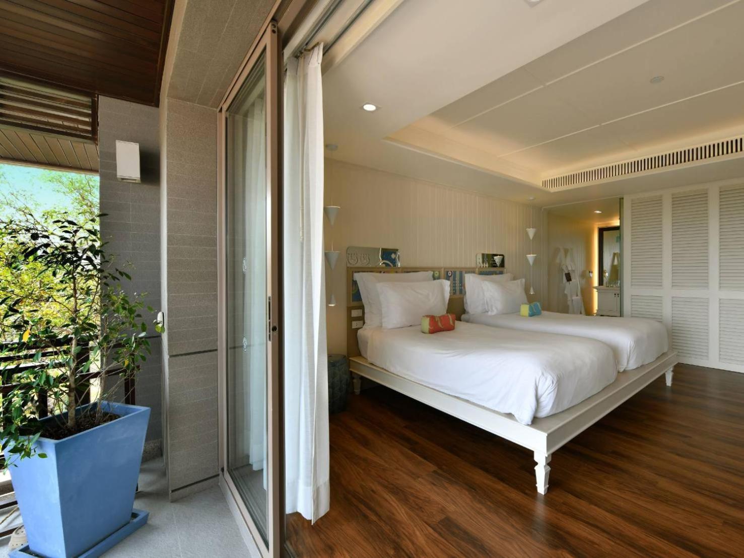 Rest Detail Resort