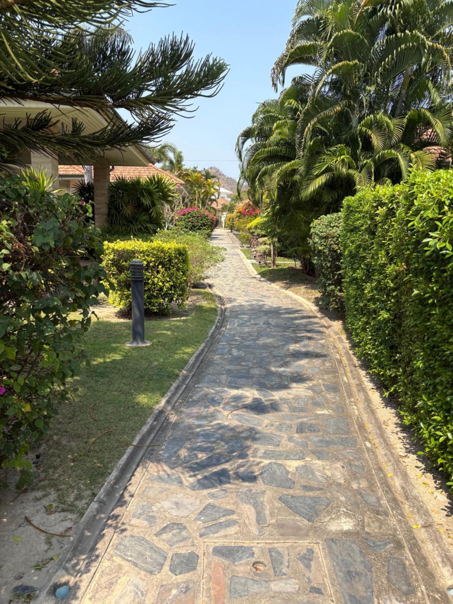 Hua Hin *