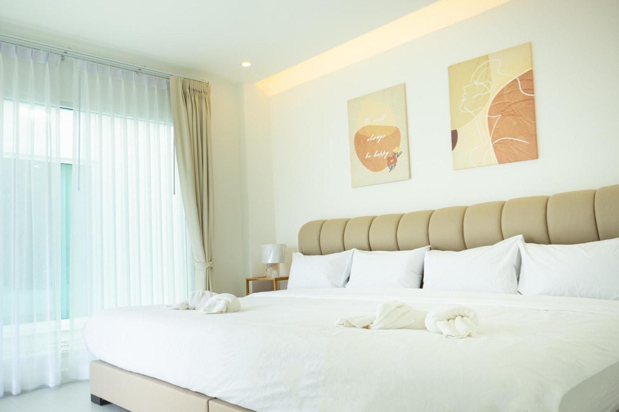 The Modern Pool * Hua Hin