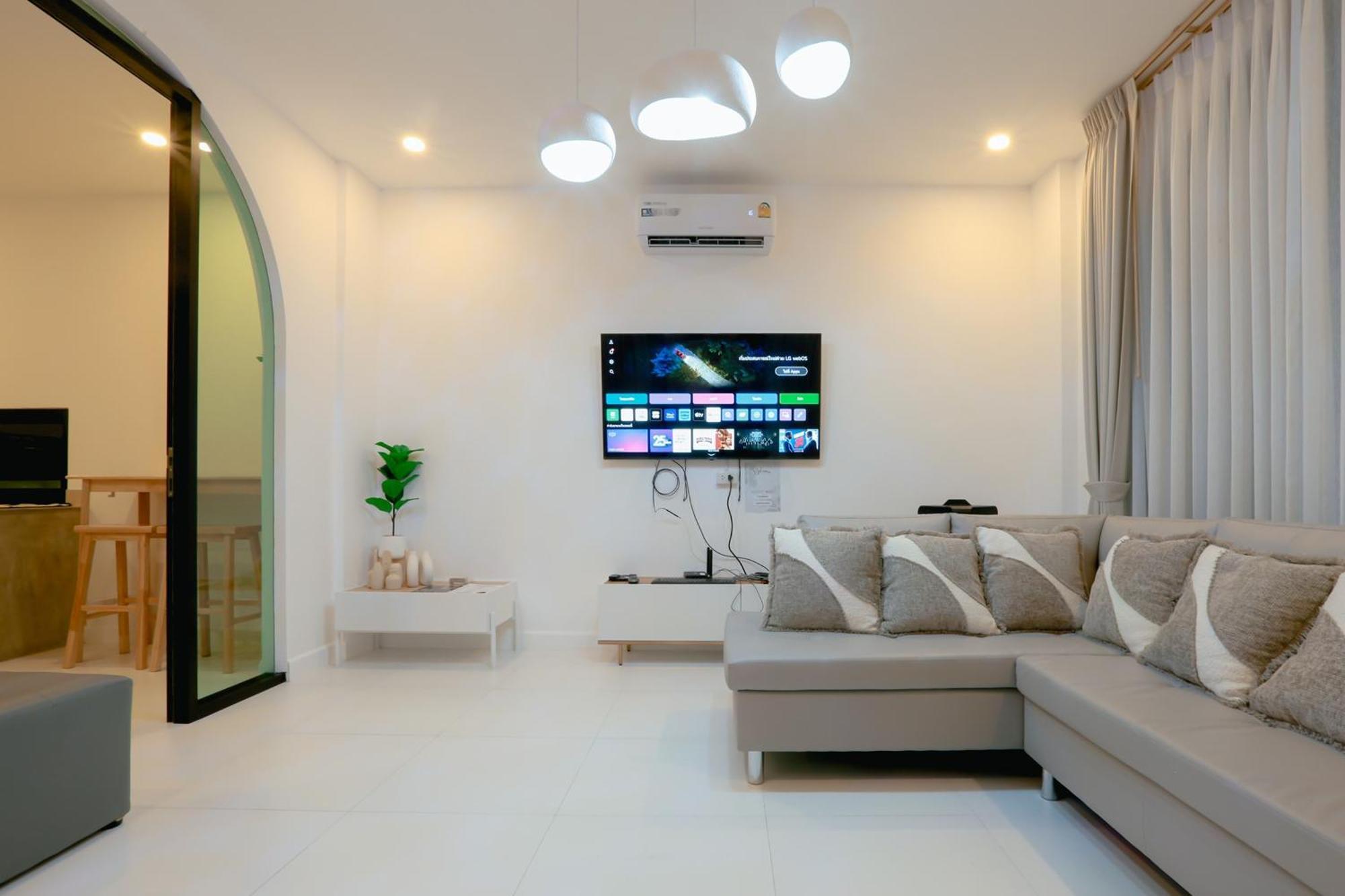 The Modern Pool Villa