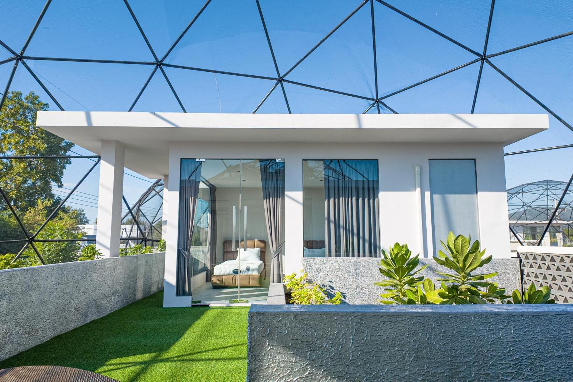 The Modern Pool Hua Hin