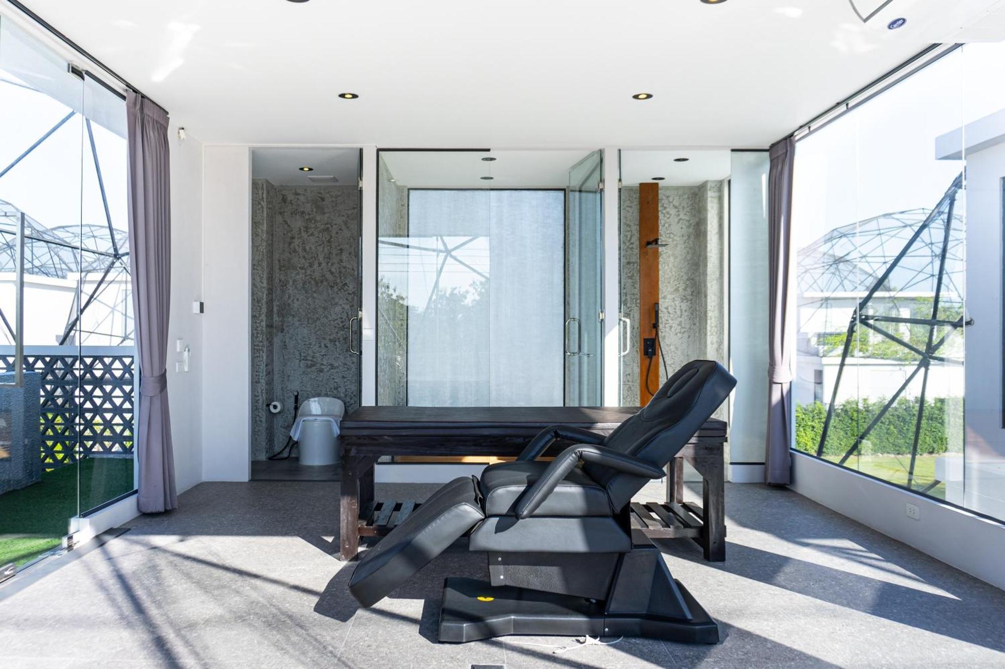 The Modern Pool Hua Hin