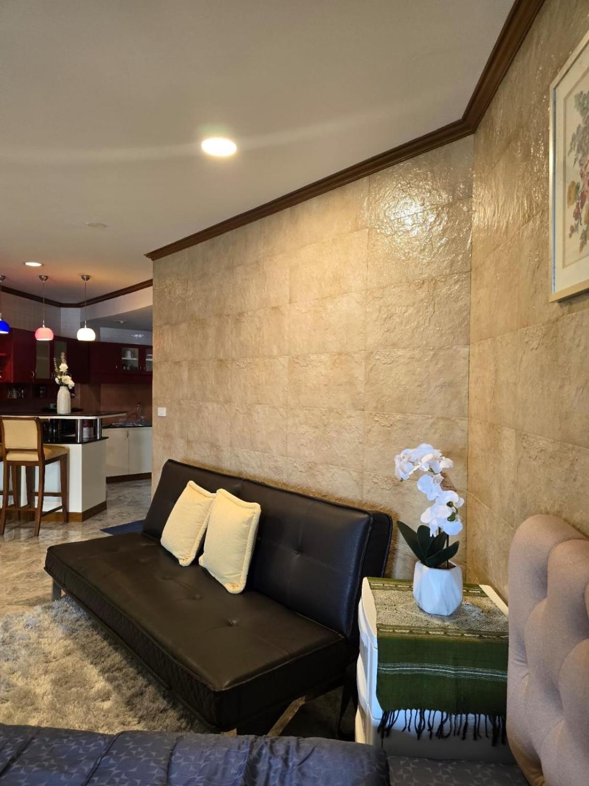 Spacious Lakeview In Palm Pavilion Near Airport Apartment *