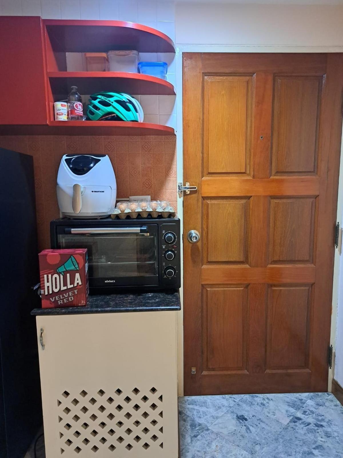 Apartment Spacious Lakeview In Palm Pavilion Near Airport