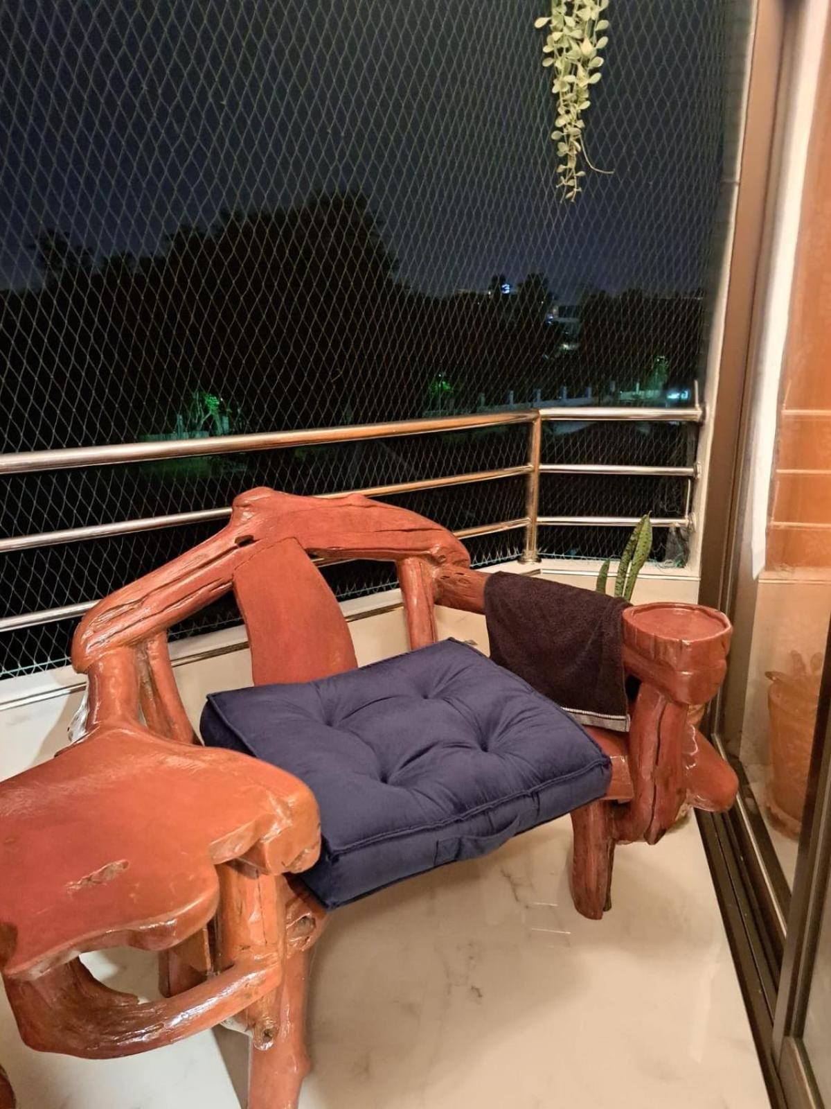 Spacious Lakeview In Palm Pavilion Near Airport