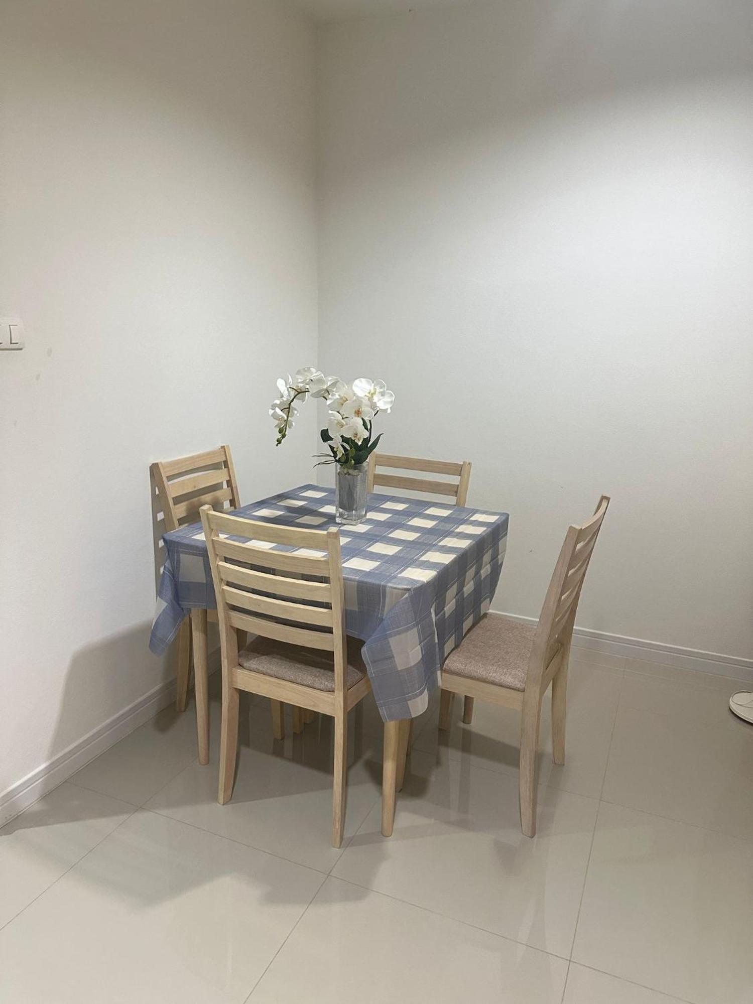 Baan Klang In Apartment Hua Hin