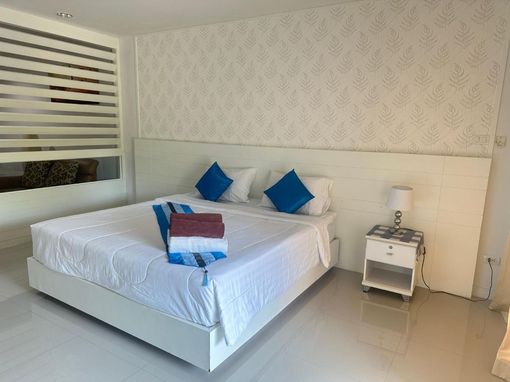 Apartment Baan Klang In Hua Hin