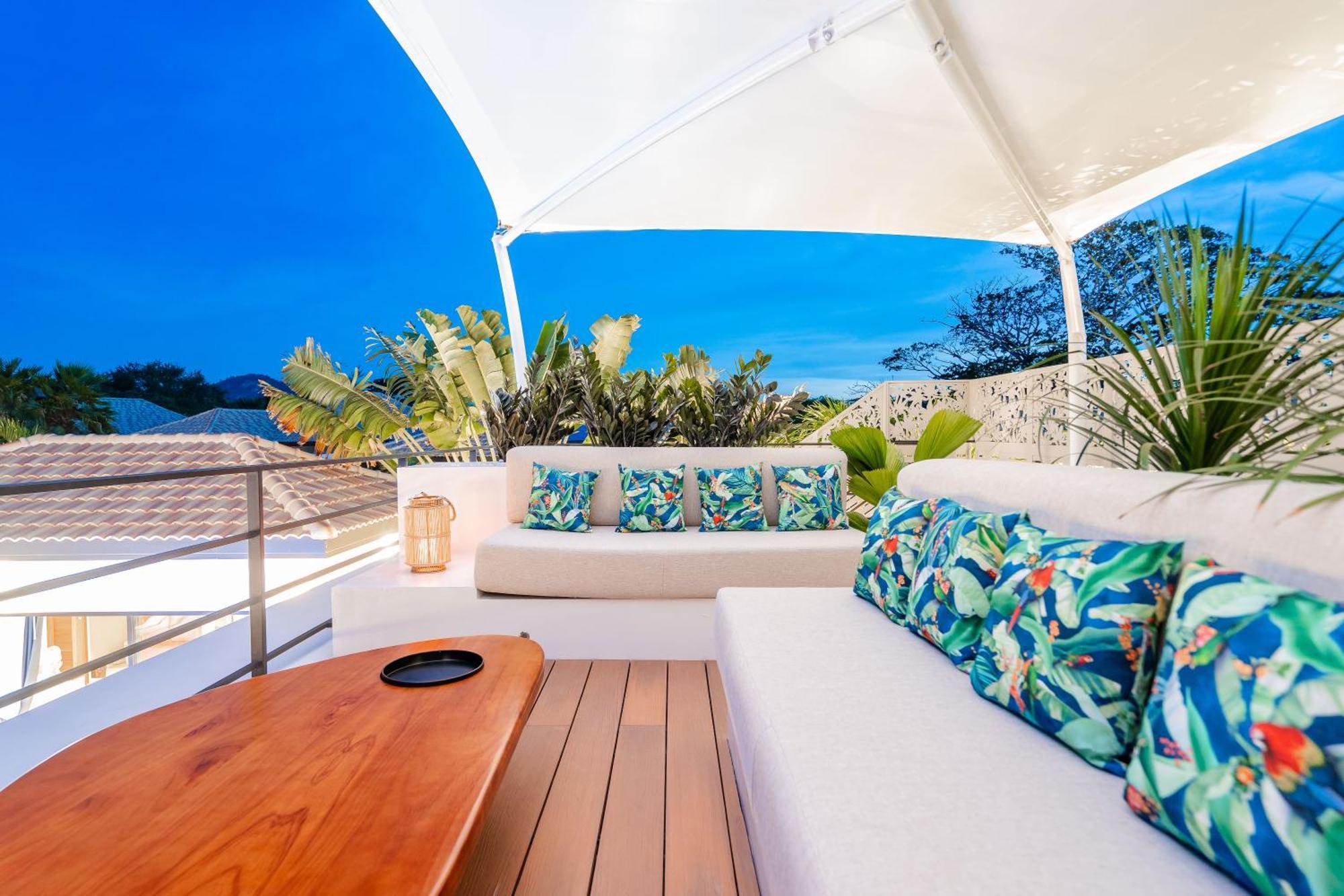 Thalias Villa *
