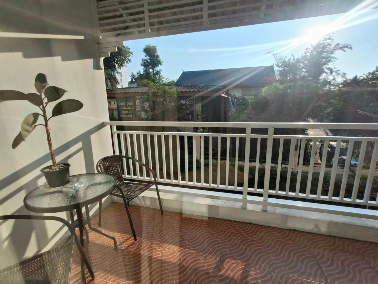 Baan Klang In Apartment Hua Hin
