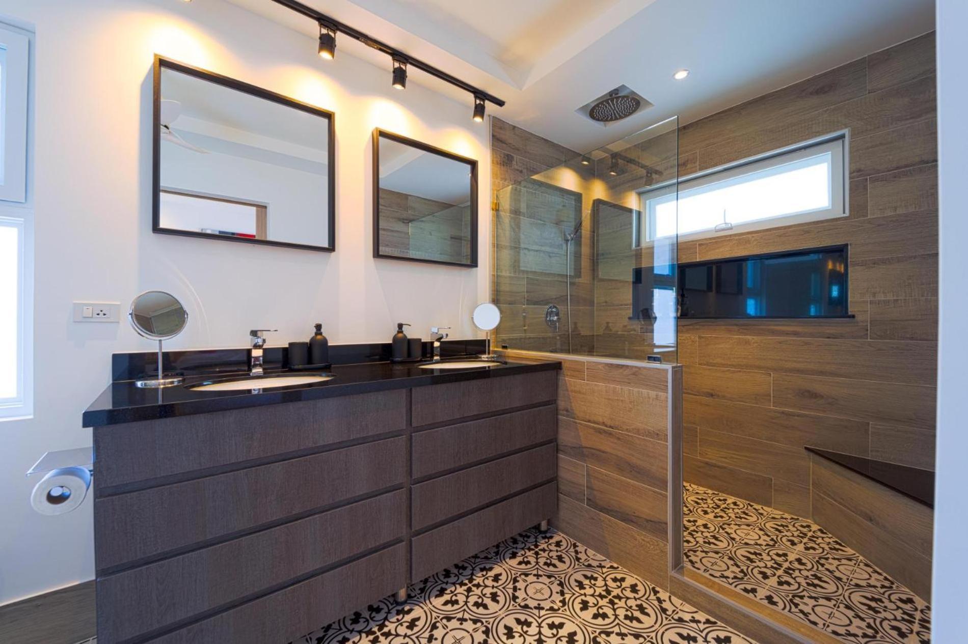 Brand-new Modern 3-bedroom - Mb20