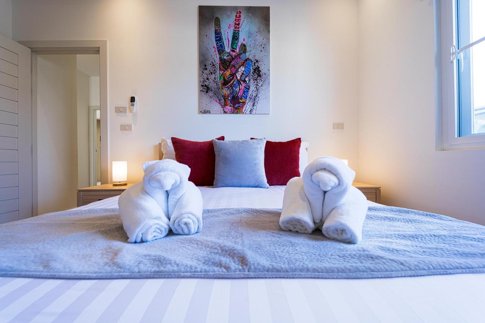 New Modern 3 Bedroom Pool - Mb3 Villa
