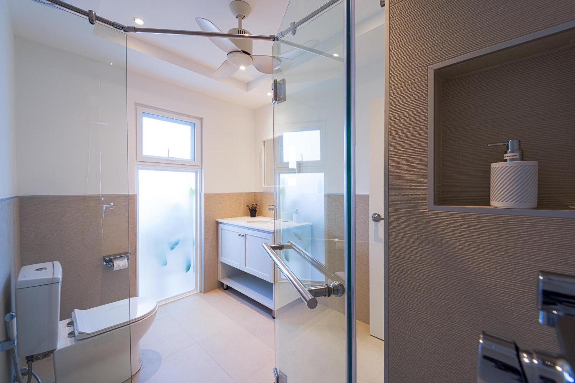 New Modern 3 Bedroom Pool - Mb3 Villa