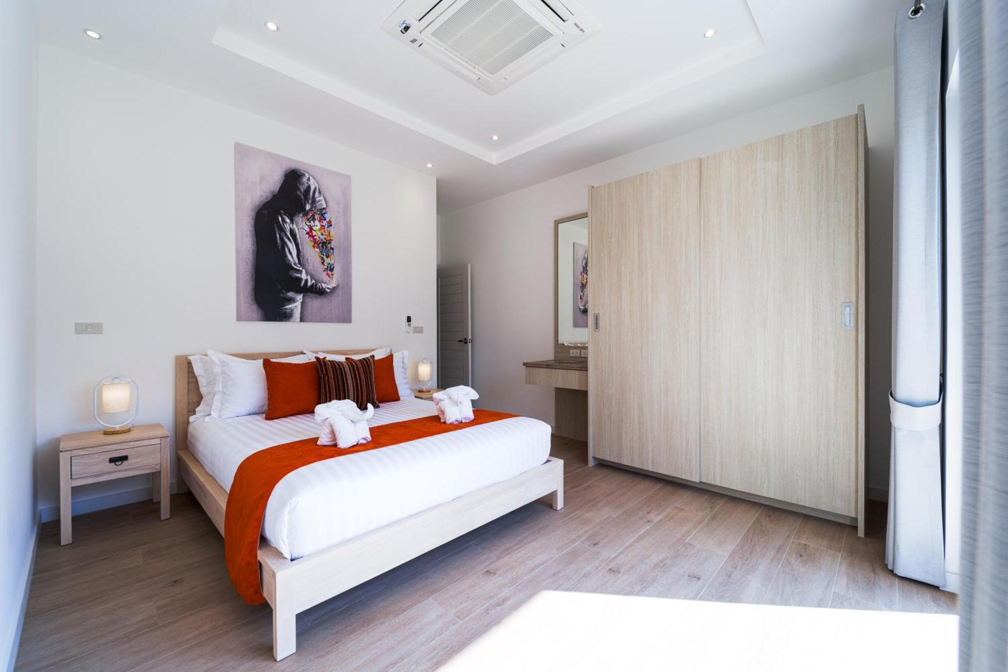 New Modern 3 Bedroom Pool - Mb3 *