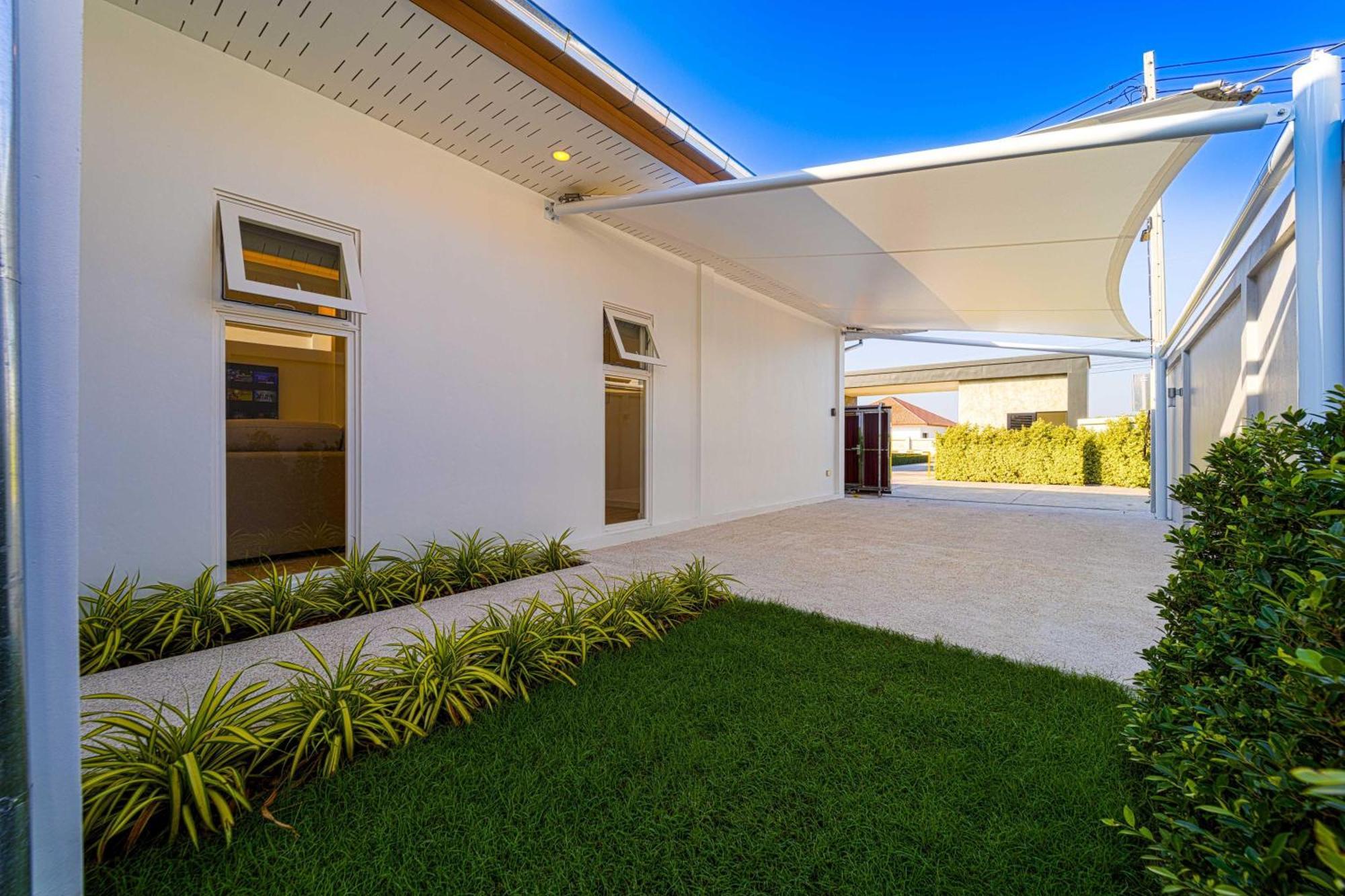 New Modern 3 Bedroom Pool - Mb3 Villa *