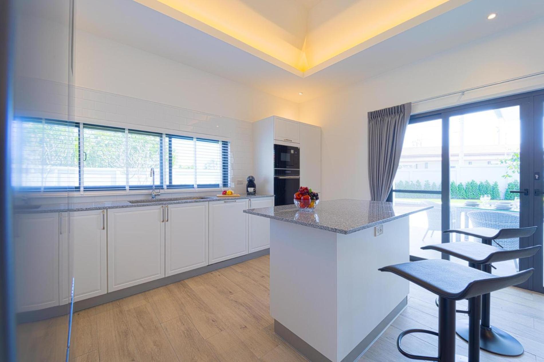 New Modern 3 Bedroom - Mb35 Villa *