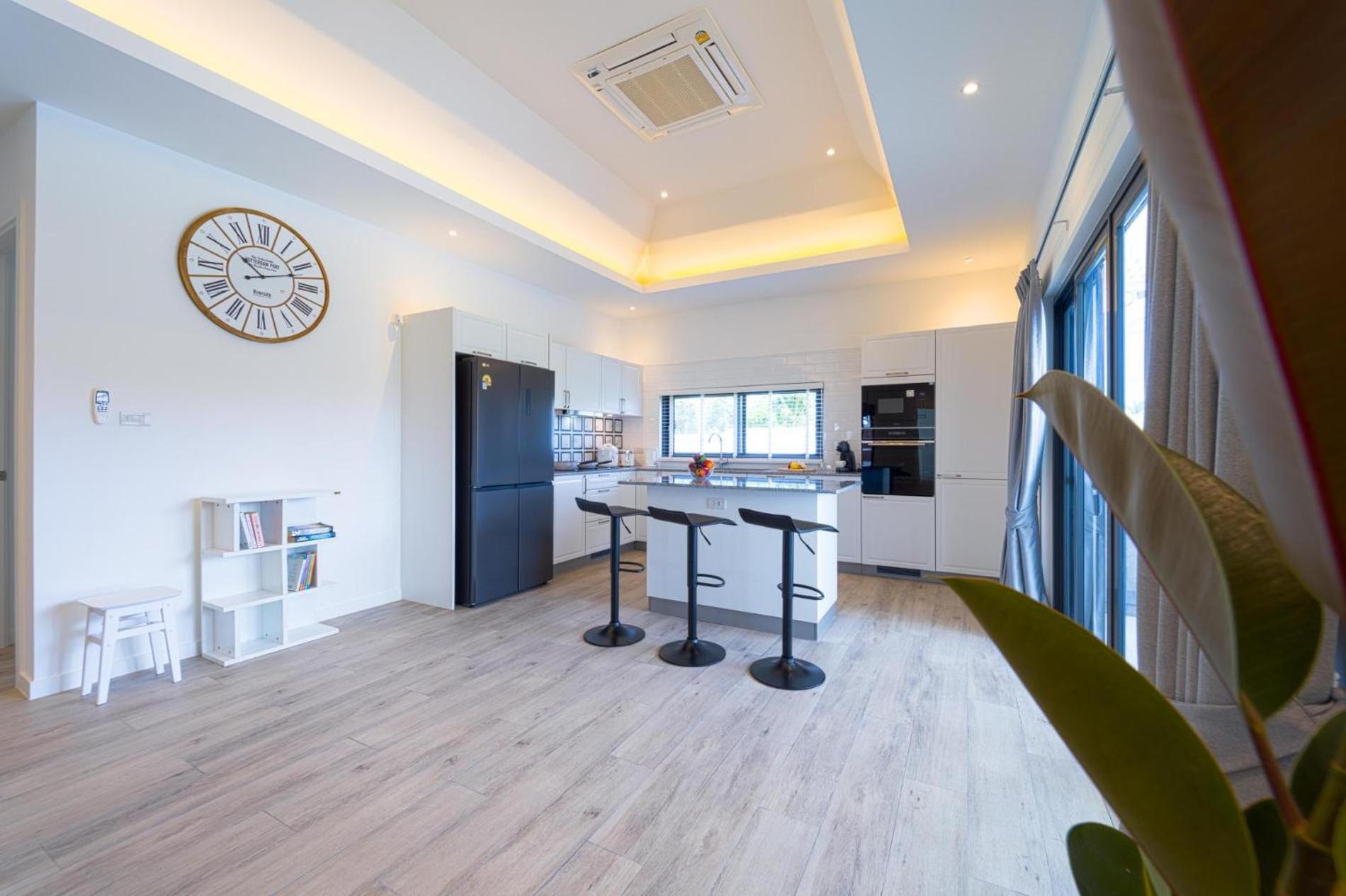 Villa New Modern 3 Bedroom - Mb35 *