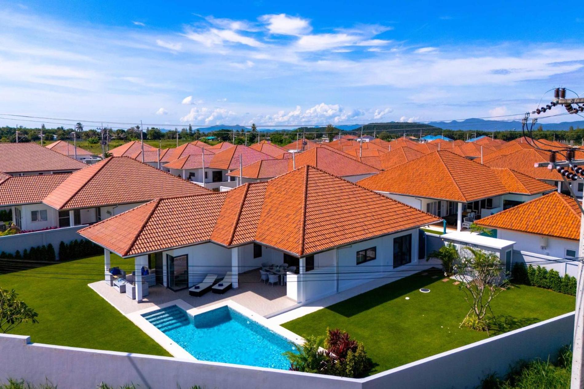 Villa New Modern 3 Bedroom - Mb35 Hua Hin