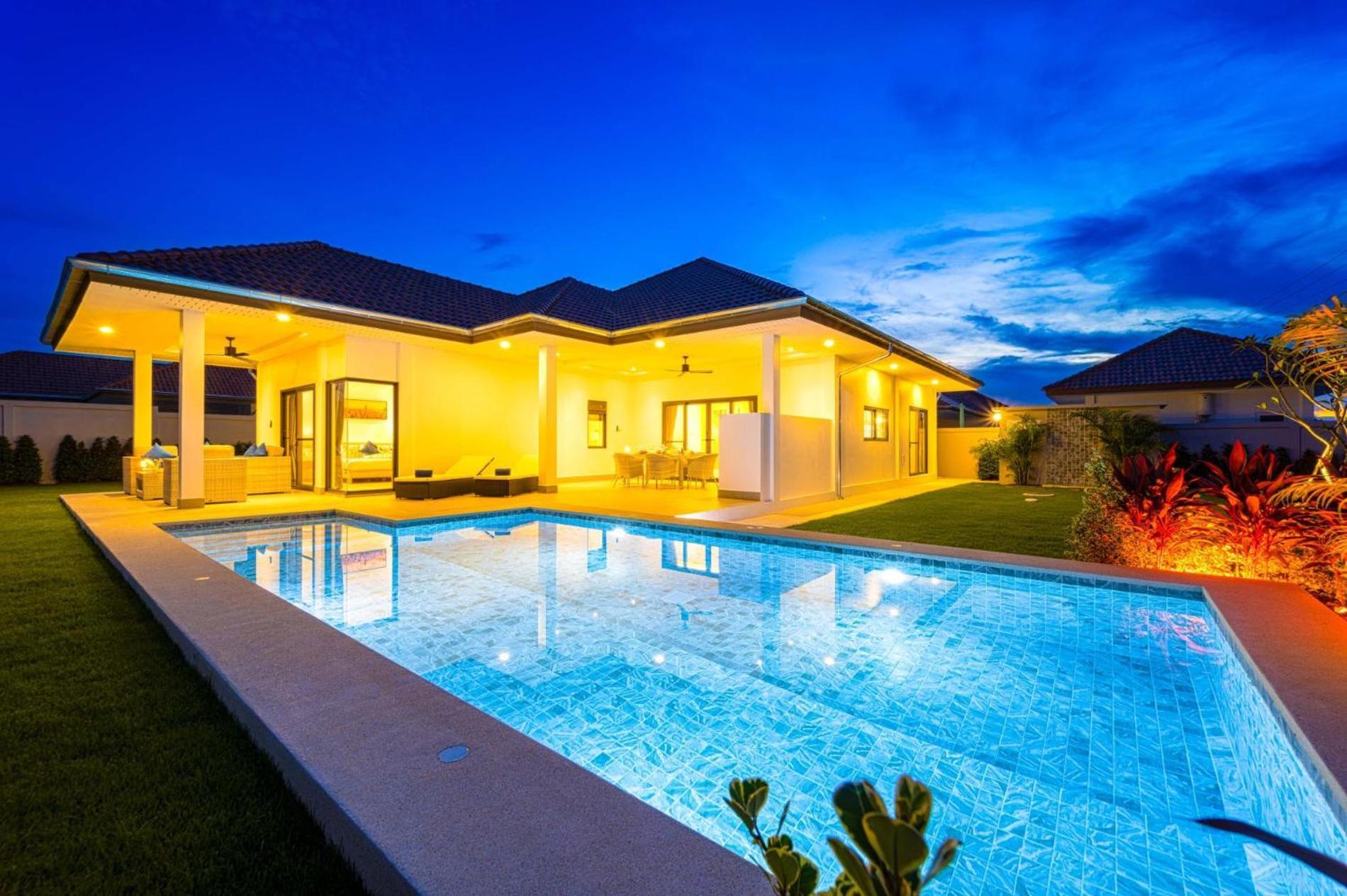 New Modern 3 Bedroom - Mb35 *