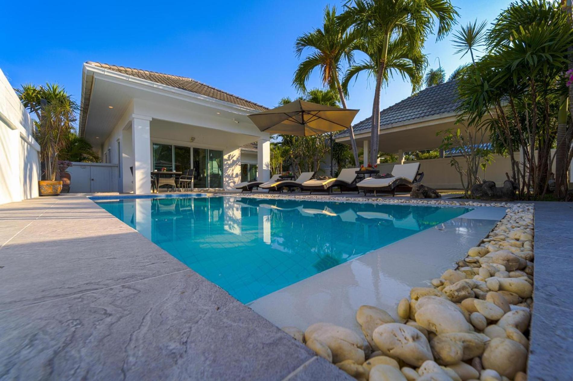 Modern Private 3 Bedroom Pool - Ga1 Villa
