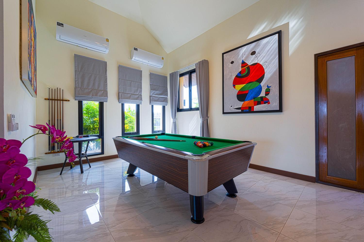 Luxury 5 Bedroom Close To Srs * HHQ