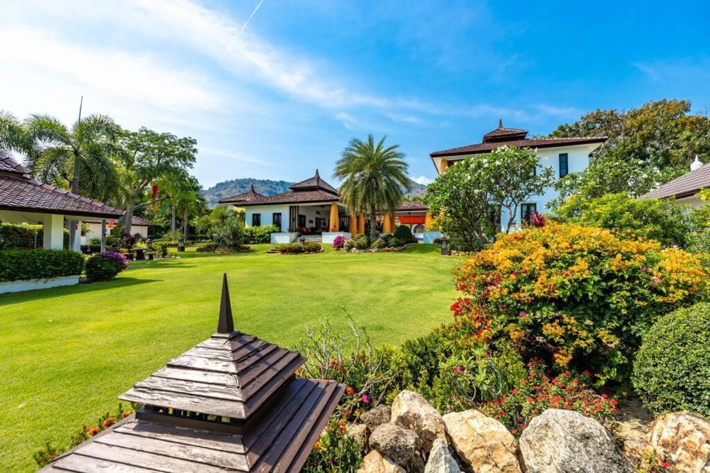 Bali Style Mansion In Great Location! Villa *