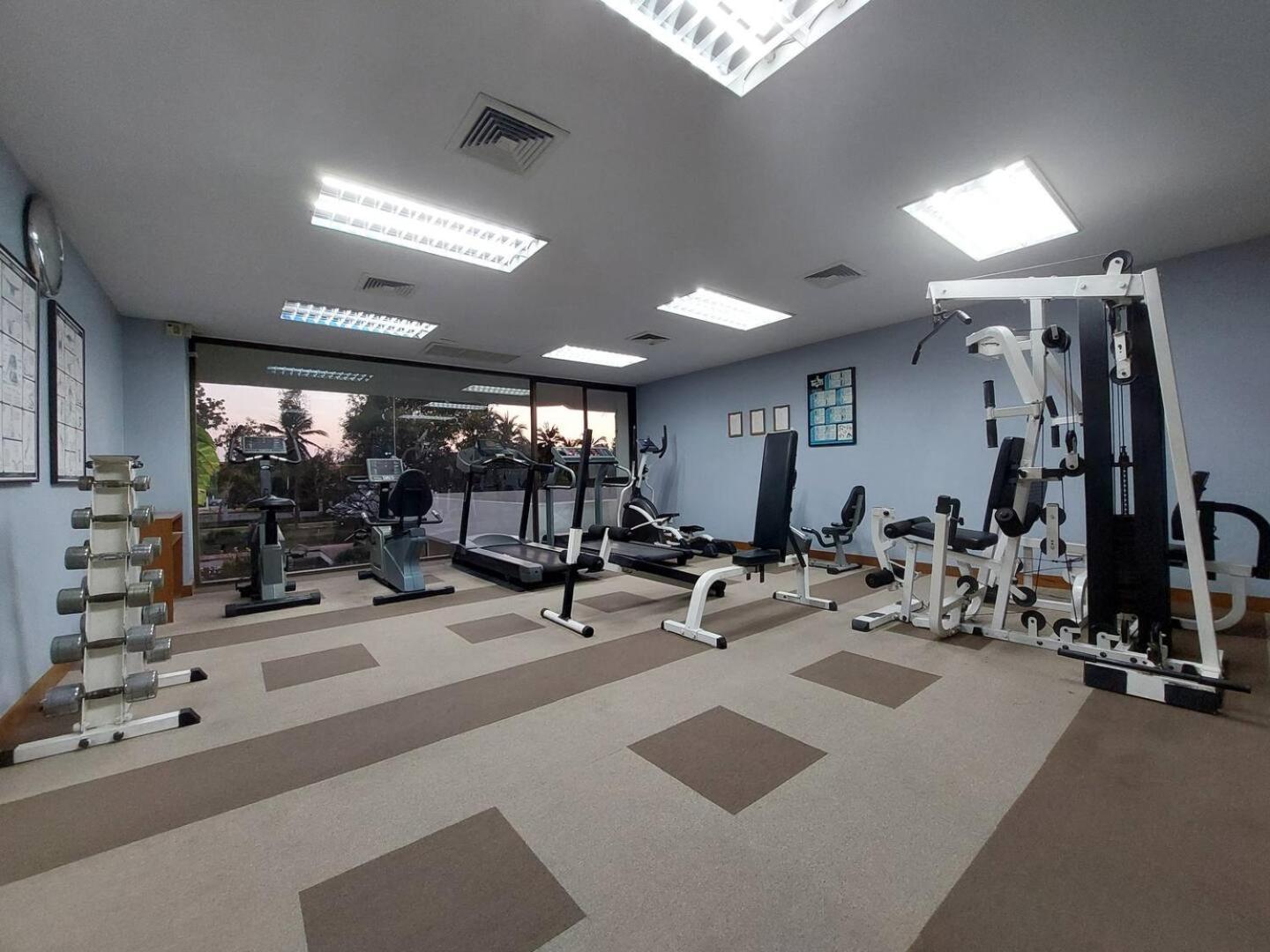 Spacious Lakeview In Palm Pavilion Near Airport Hua Hin