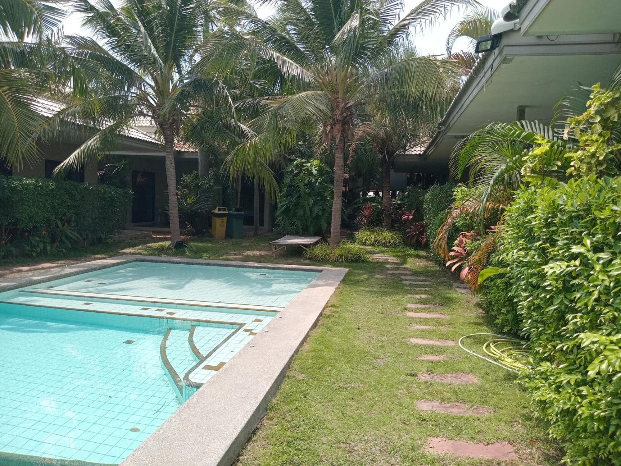 Resort Tropical House​ HHQ