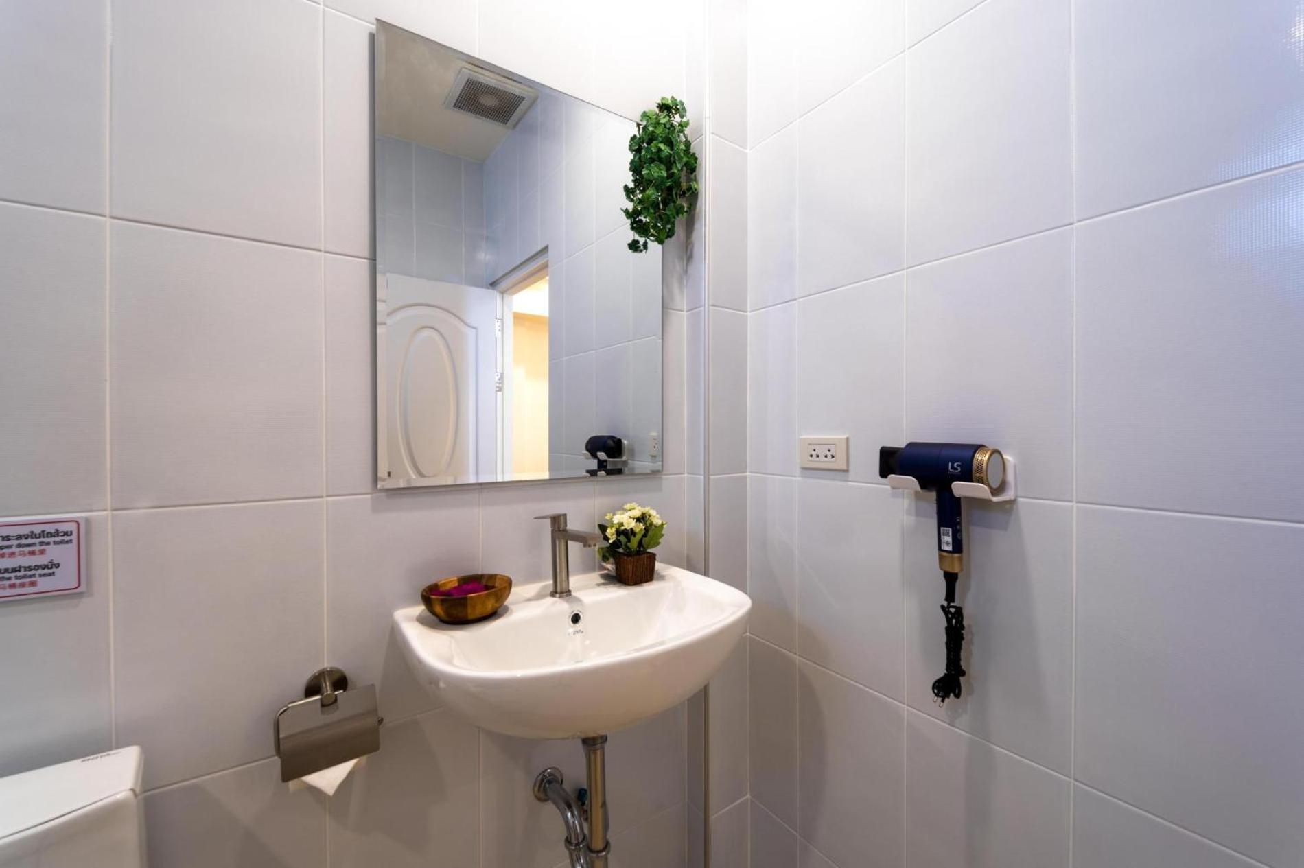 Villa 3 Bedroom In Good Location - Ch88 *