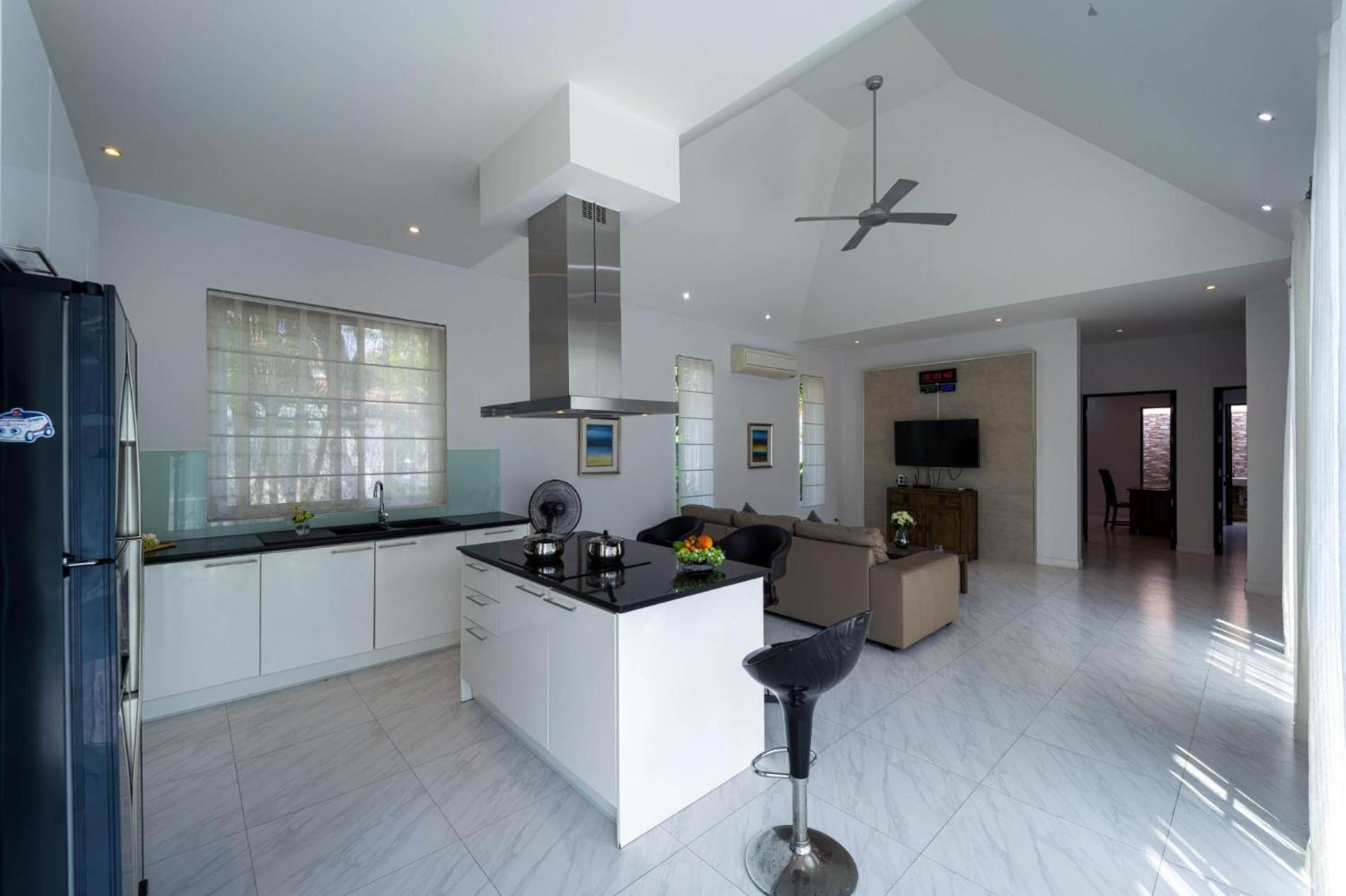 Beautiful Private 3 Bedroom - Rmb Villa