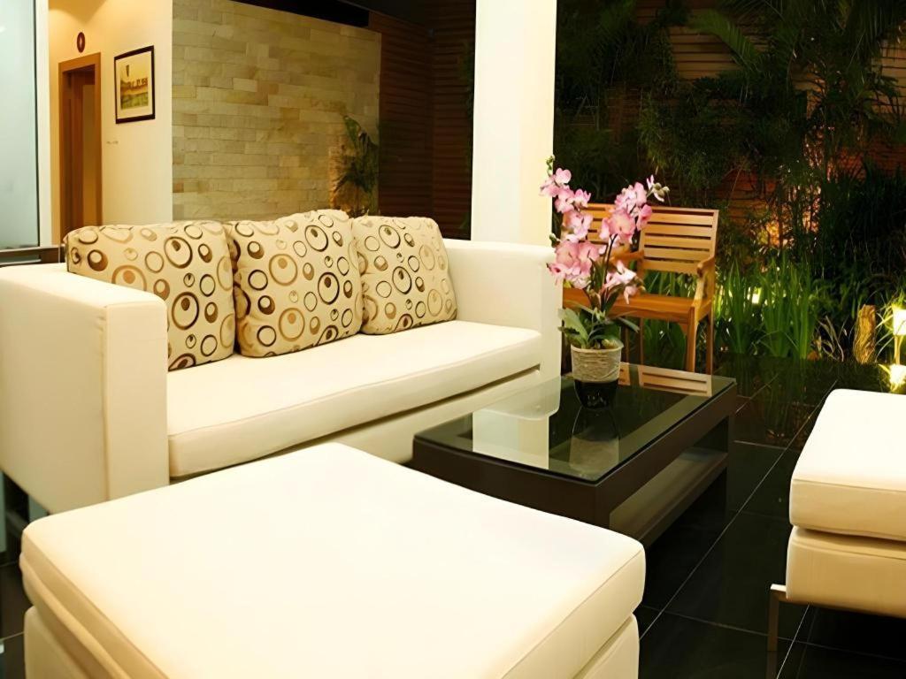 Hotel My Place @ 2*