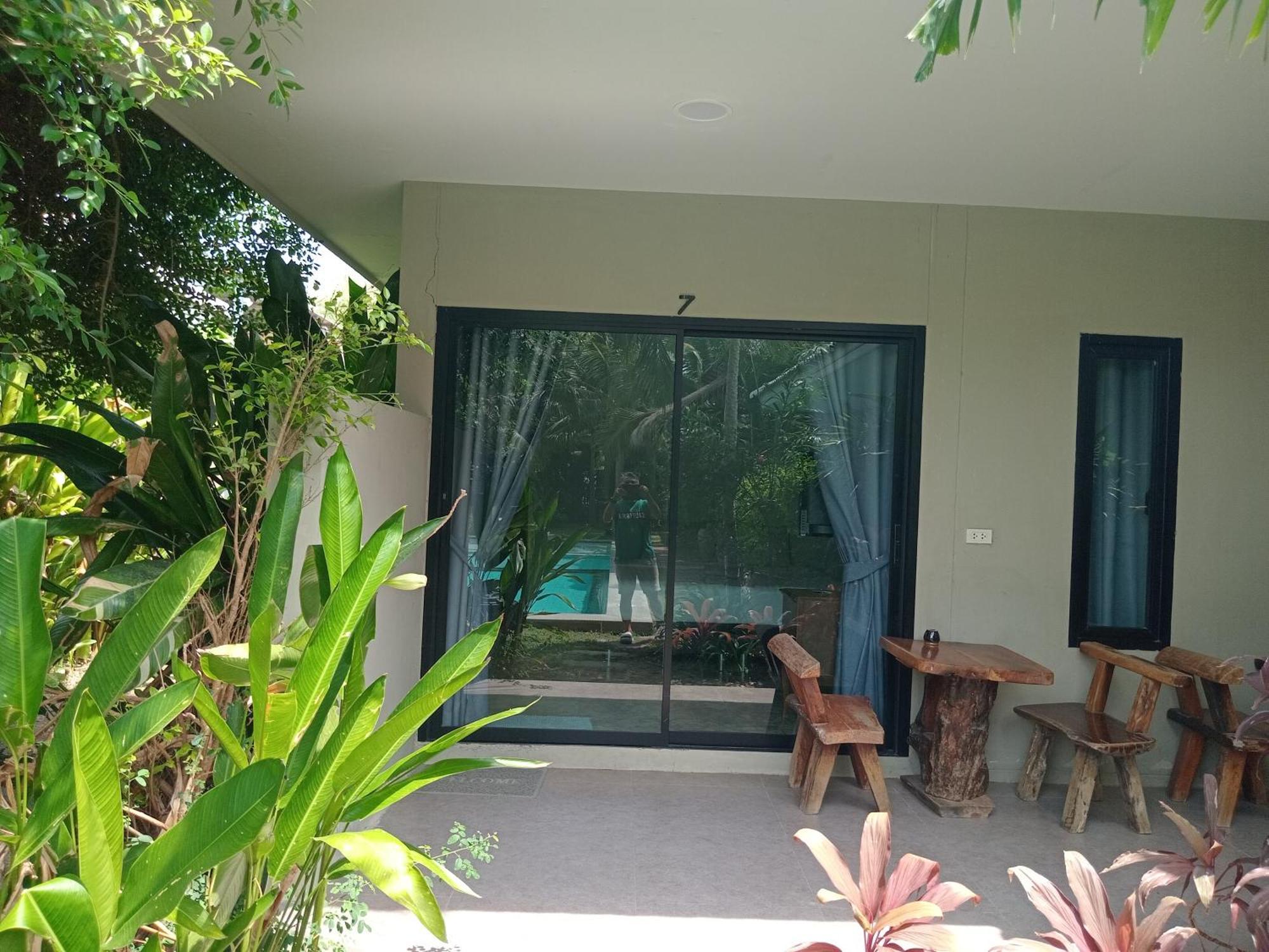 Tropical House​