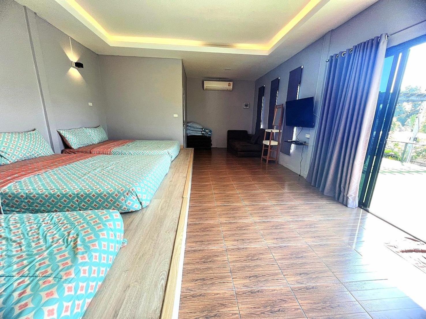 บ้านพูลแอคเซส 4 ห้องนอน จัดปาร์ตี้ คาราโอเกะ โต๊ะพูล พัก 8-20 คน * Hua Hin