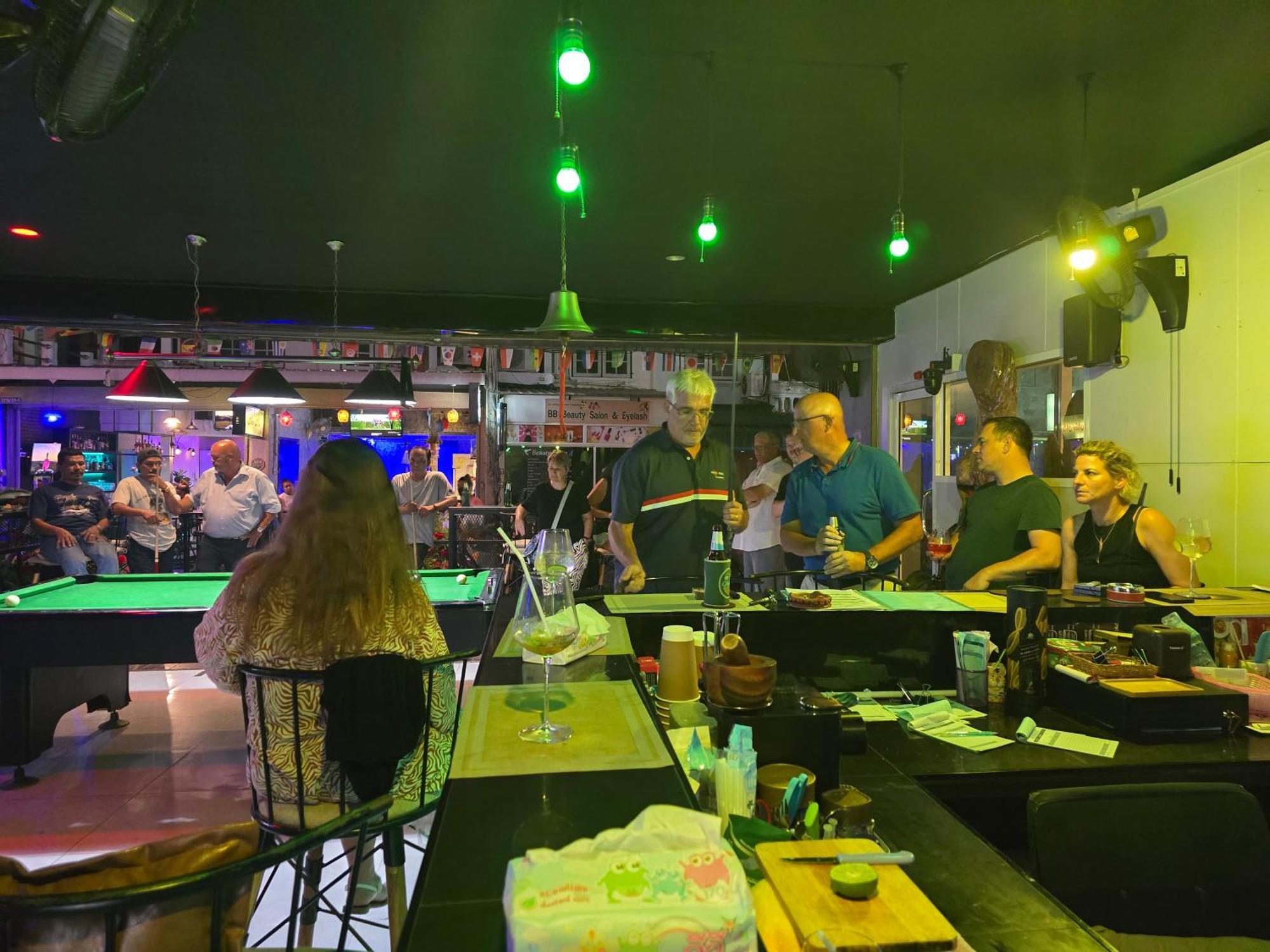 The Piya's Lounge And Apartment Hua Hin