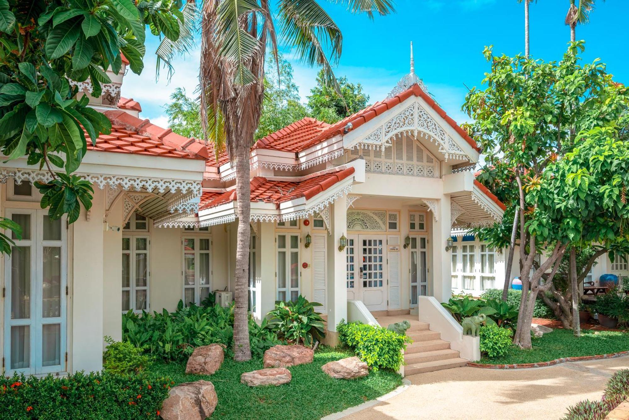 Wora Bura & Hotel Hua Hin