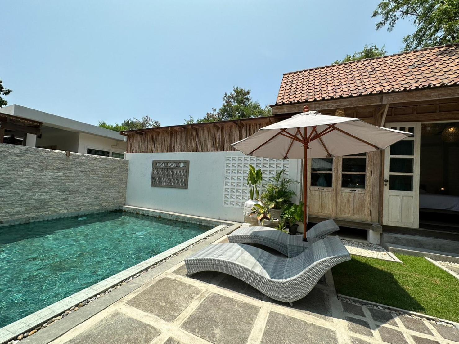 Nhà nghỉ S Hua Hin