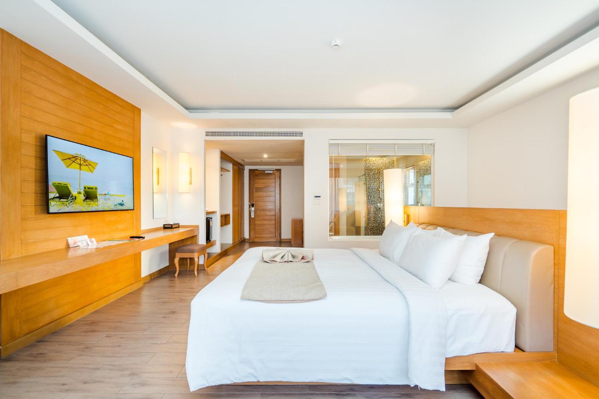 Ayrest Hua Hin
