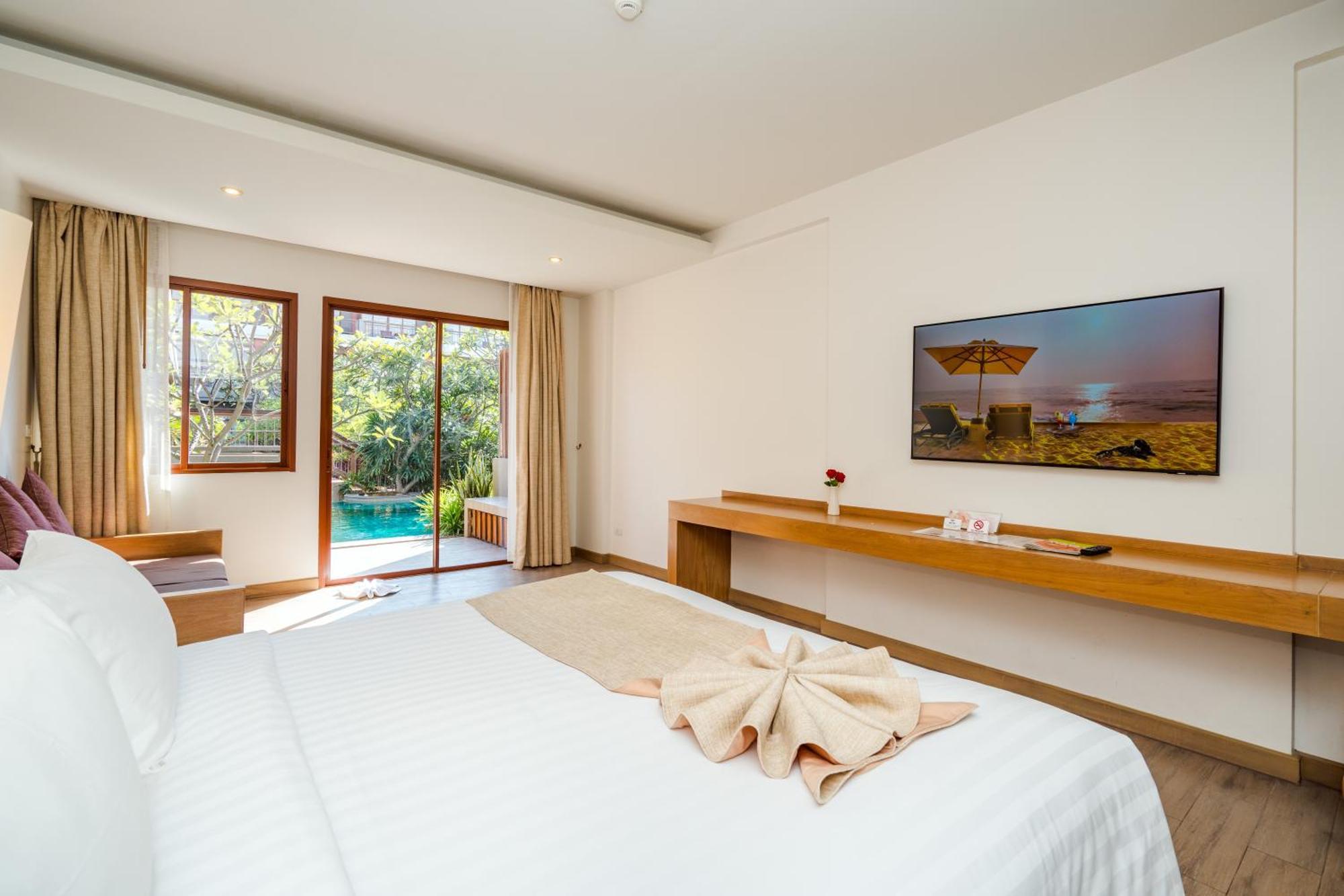 Ayrest Hua Hin