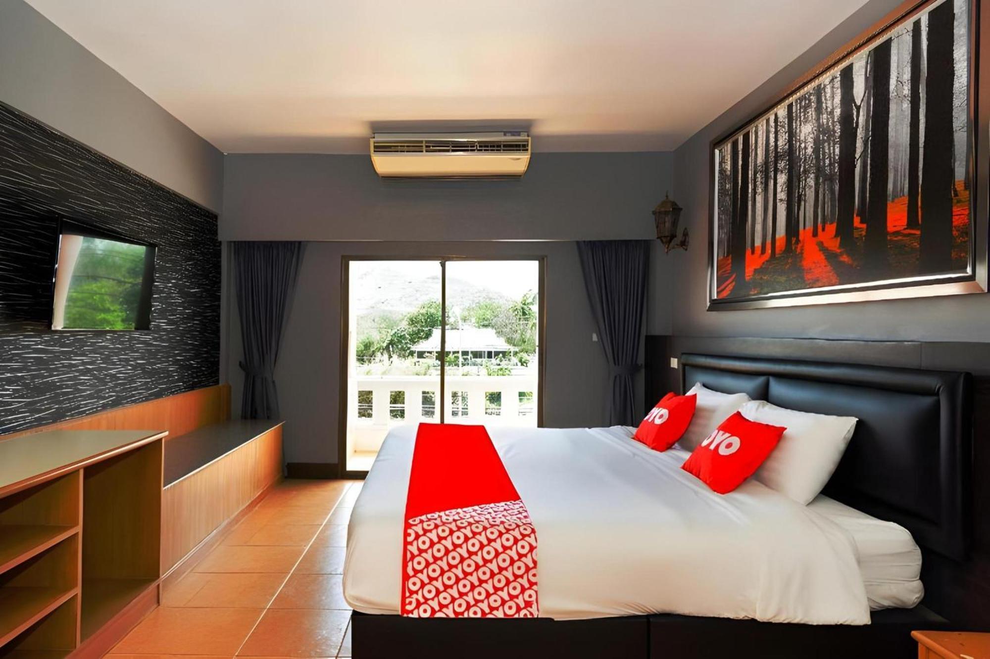 Highway Hotel 3*
