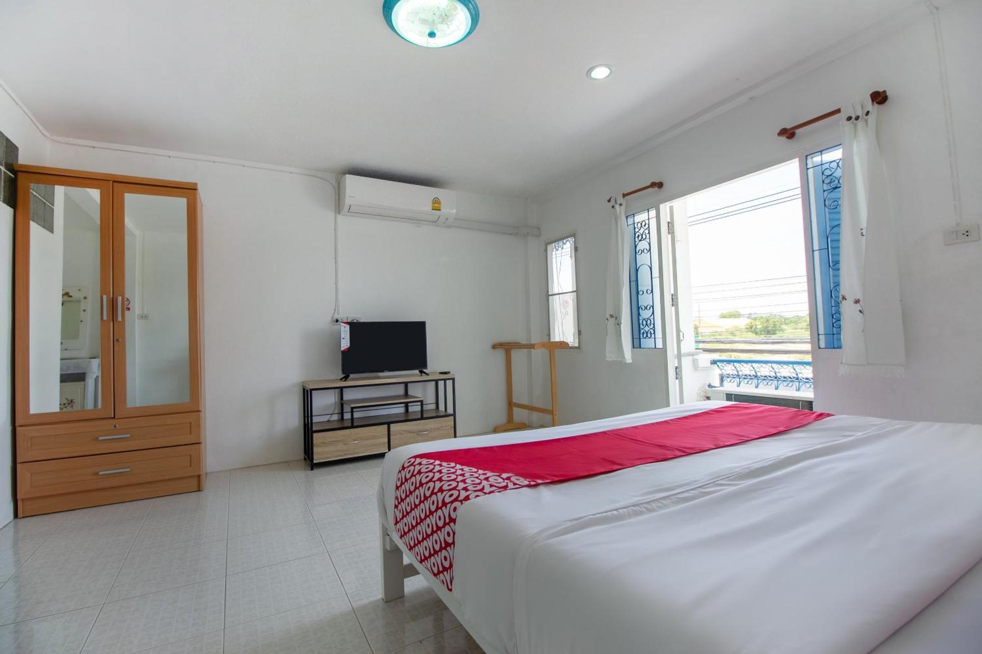 Sabai Place Hotel HHQ