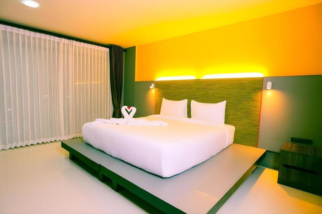 Hotel Bullkool Pool Hua Hin
