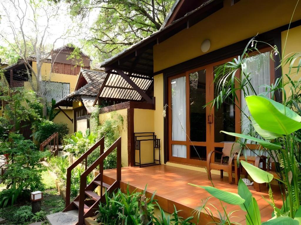 Resort Baan Talay Dao HHQ
