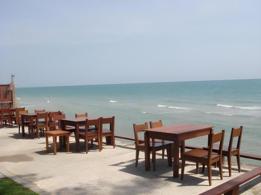 Baan Talay Dao Resort HHQ