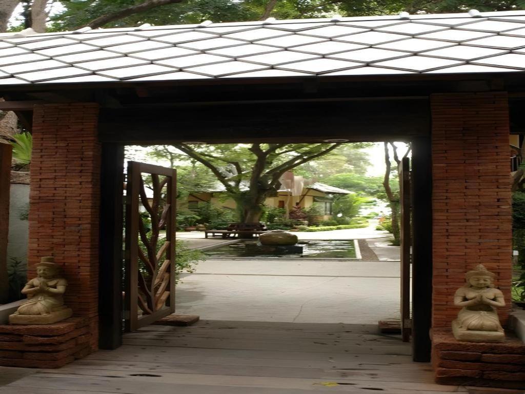 Baan Talay Dao Resort HHQ
