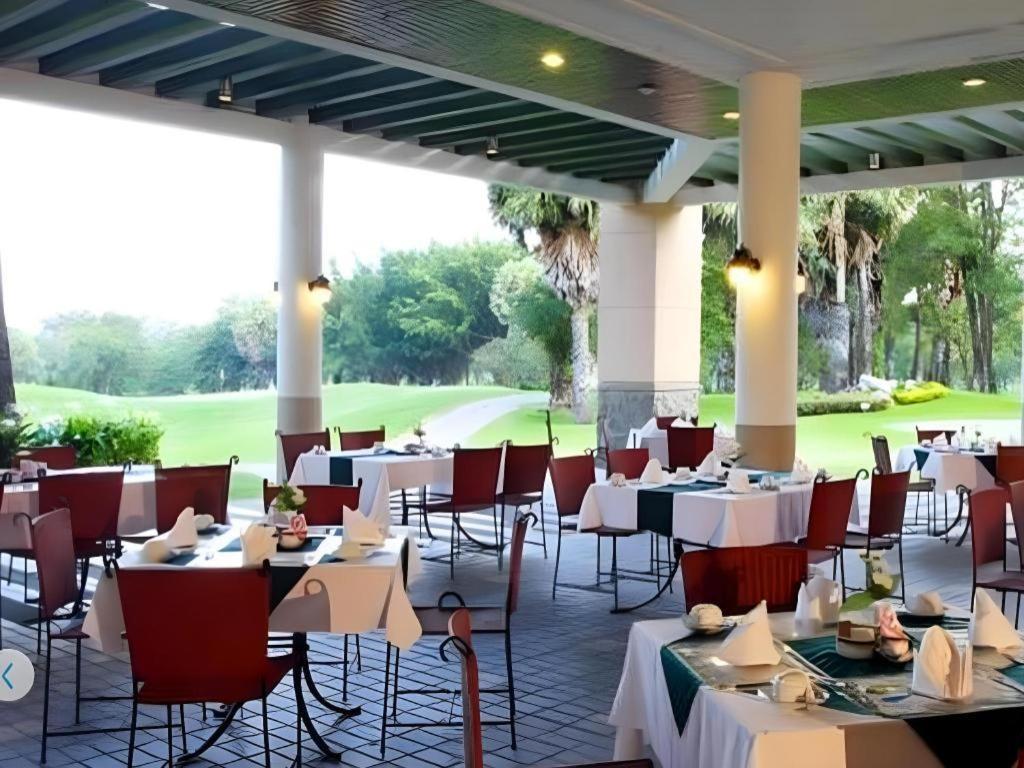 View And Golf Club Hotel