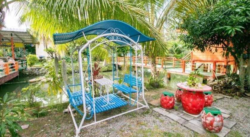 Oyo 1062 Baanrai Kongjaroen Hua Hin