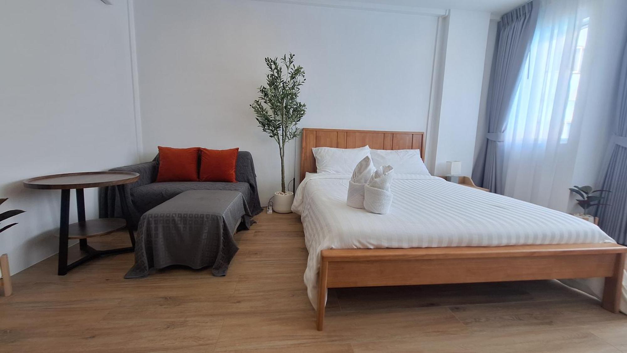 Sport Hua Hin, With Pool View And Kitchenette Apartment