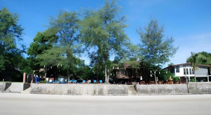 Resort Baan Talay Dao