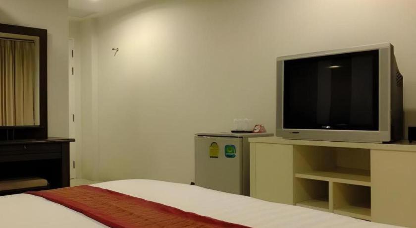 Avenue 3*