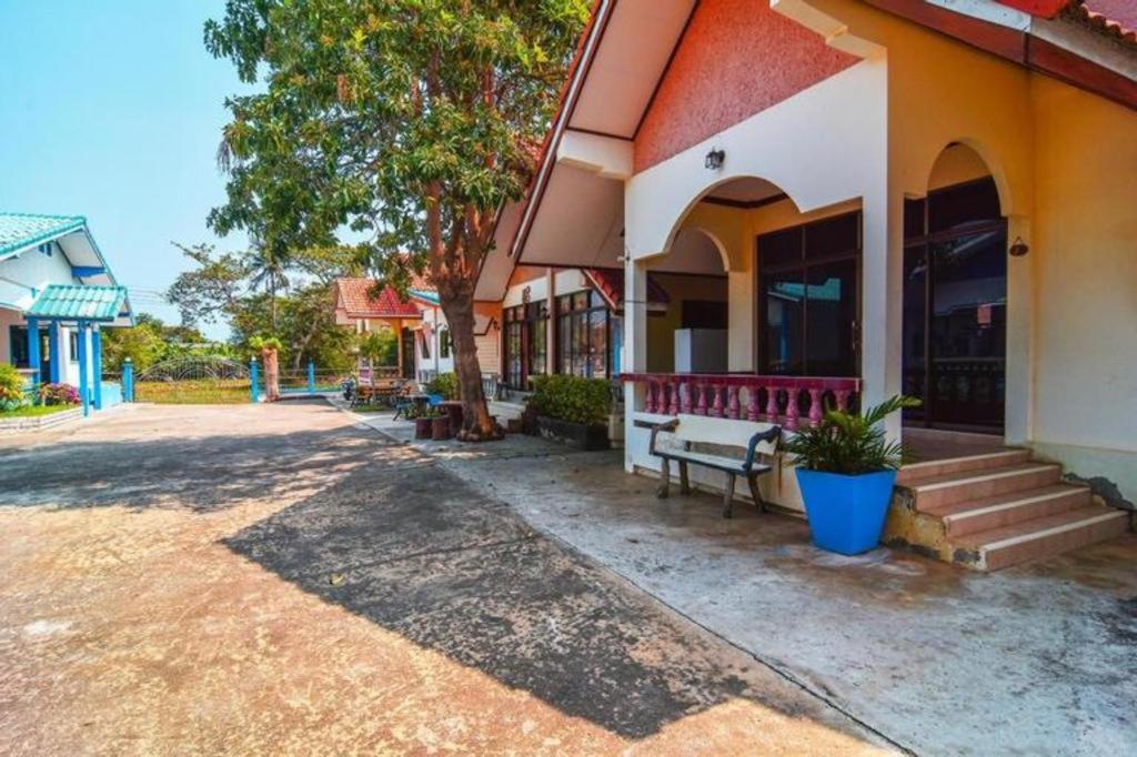 Resort Seaside Hua Hin