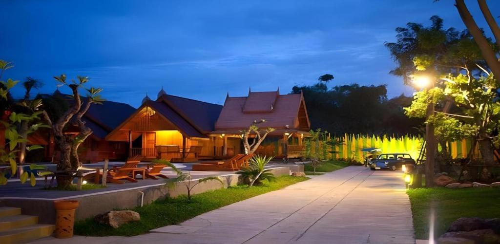 Resort Srisawat
